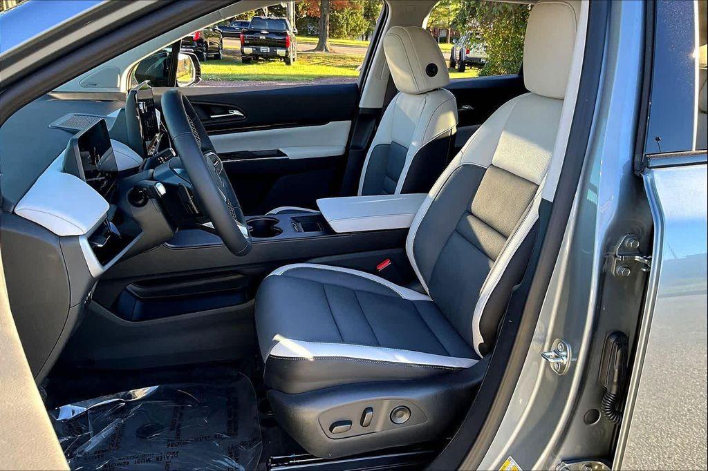 used 2025 Honda Prologue car, priced at $35,500