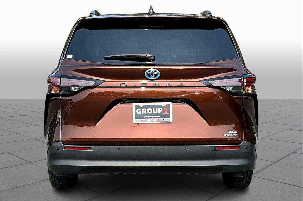 used 2024 Toyota Sienna car, priced at $41,500