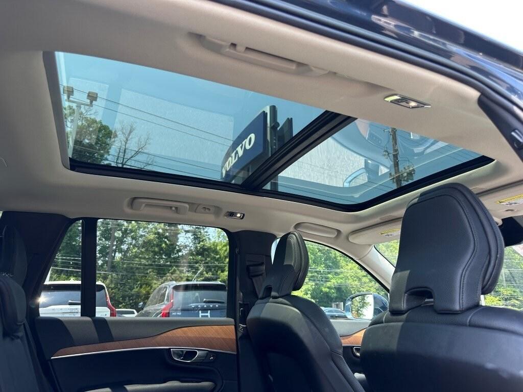 used 2022 Volvo XC90 car, priced at $41,580