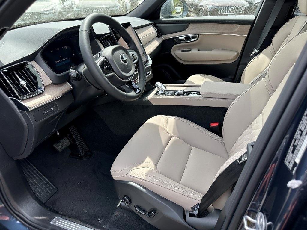 new 2025 Volvo XC90 Plug-In Hybrid car, priced at $77,895