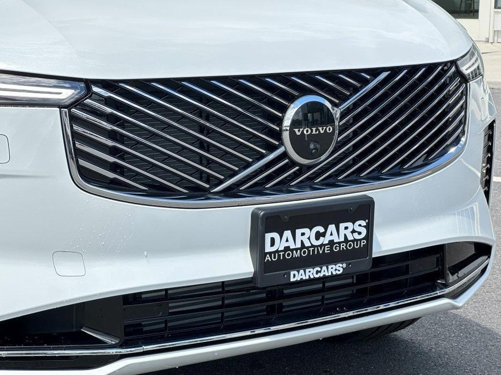 new 2025 Volvo XC90 Plug-In Hybrid car, priced at $77,895
