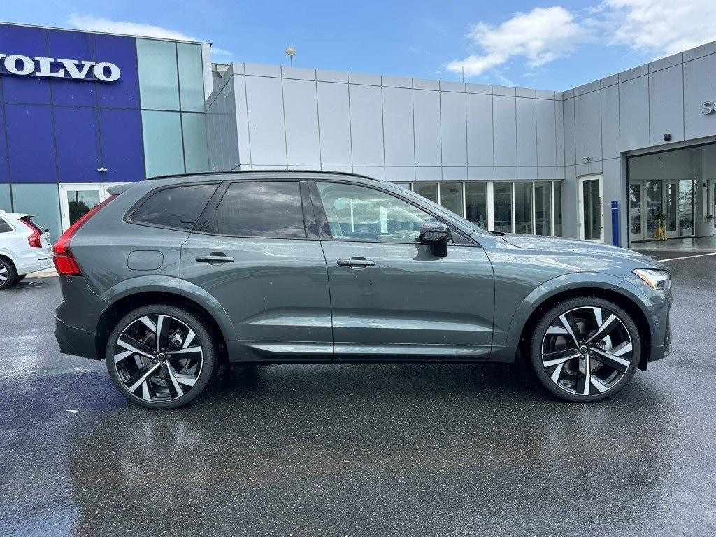 new 2026 Volvo XC60 car, priced at $79,470