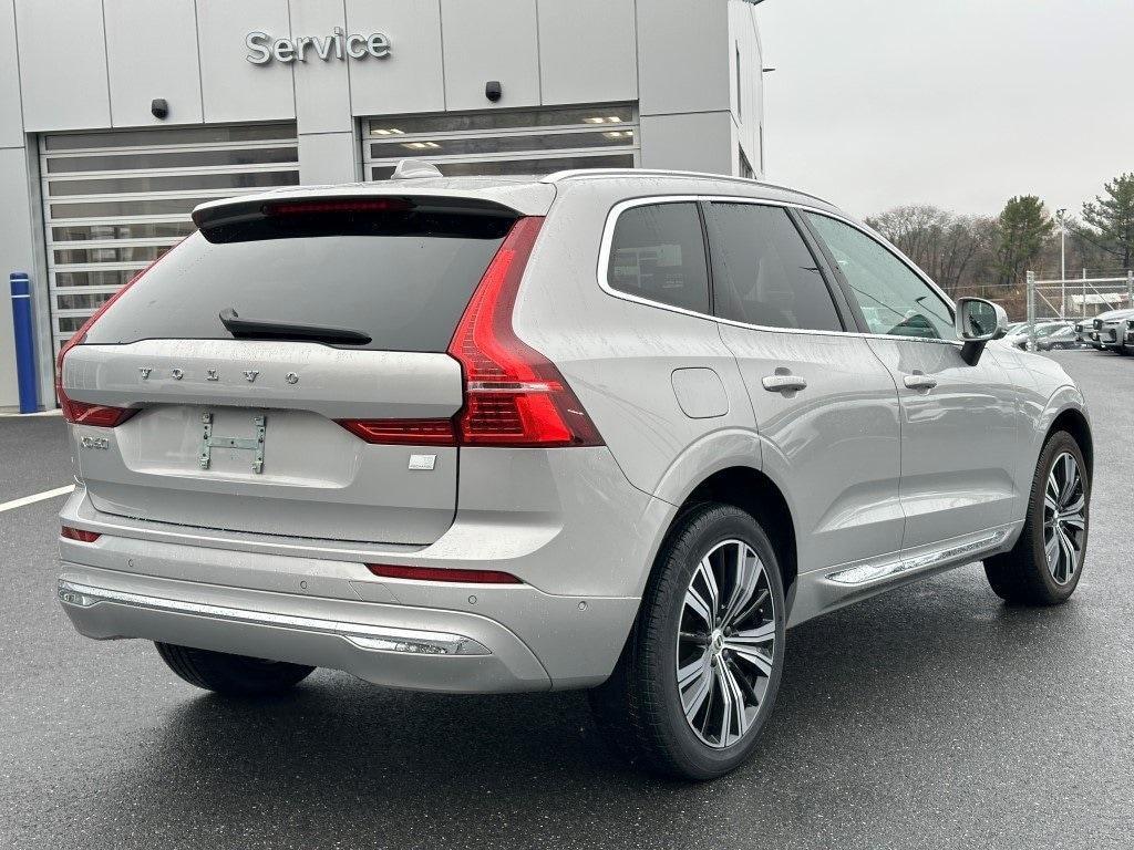 used 2022 Volvo XC60 Recharge Plug-In Hybrid car, priced at $42,380