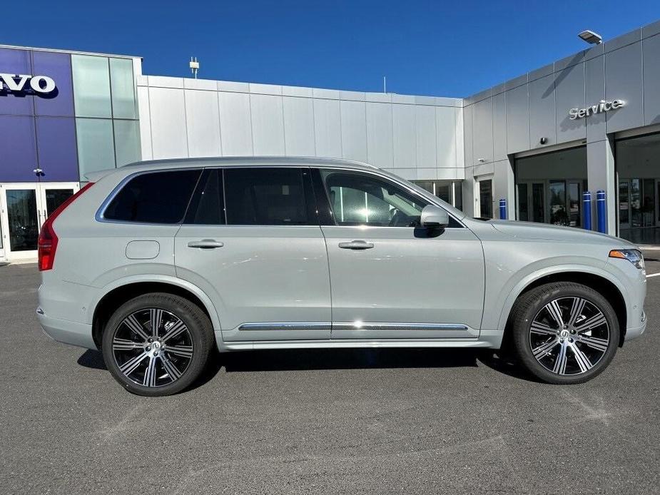 new 2025 Volvo XC90 car, priced at $64,401