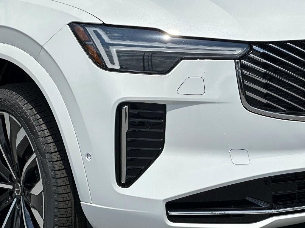 new 2025 Volvo XC90 car, priced at $68,245