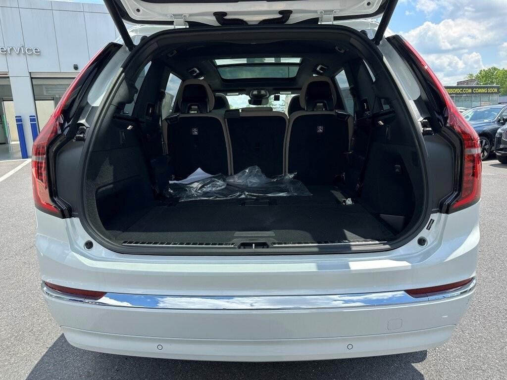 new 2025 Volvo XC90 car, priced at $68,245