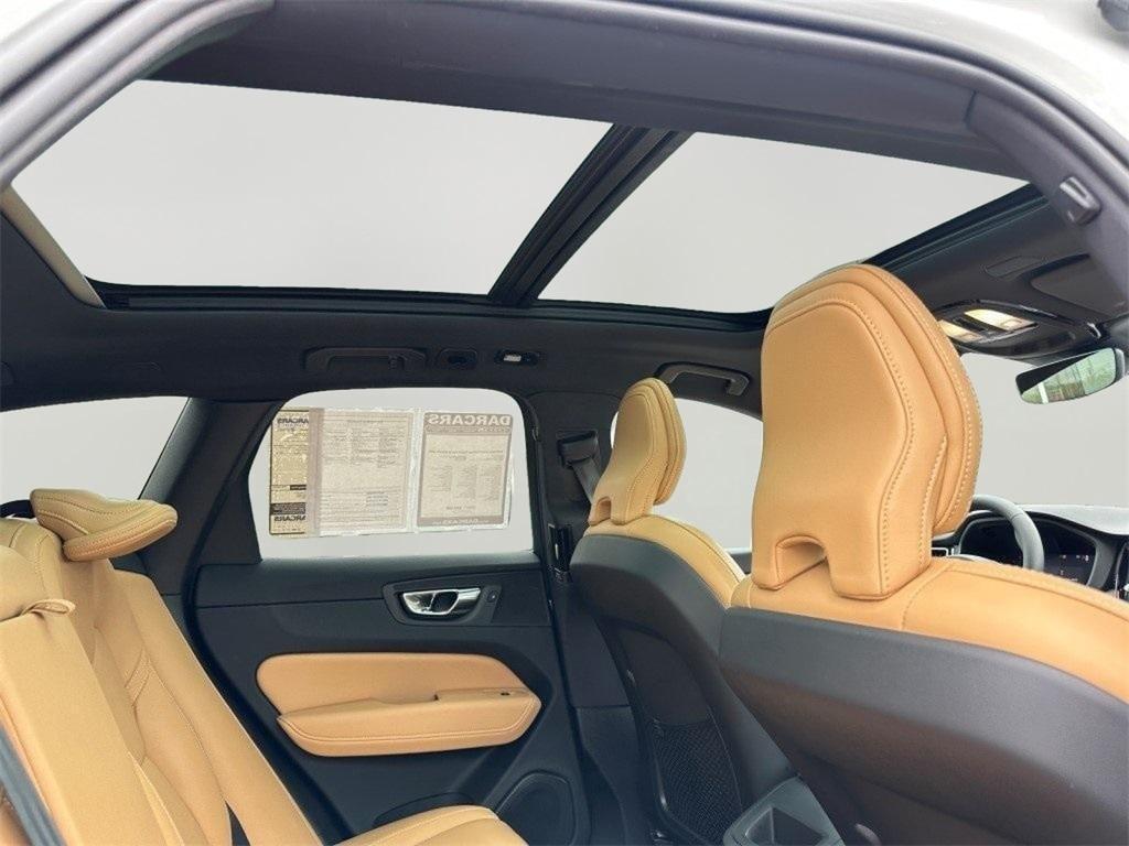 used 2023 Volvo XC60 Recharge Plug-In Hybrid car, priced at $45,980