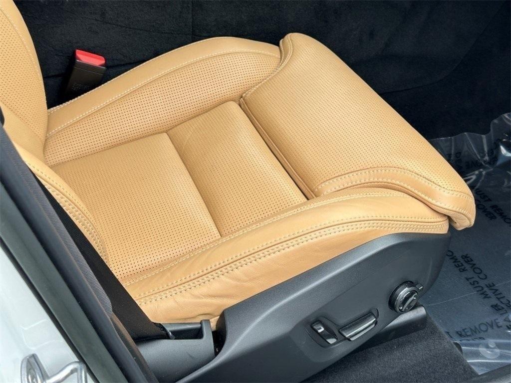 used 2023 Volvo XC60 Recharge Plug-In Hybrid car, priced at $45,980