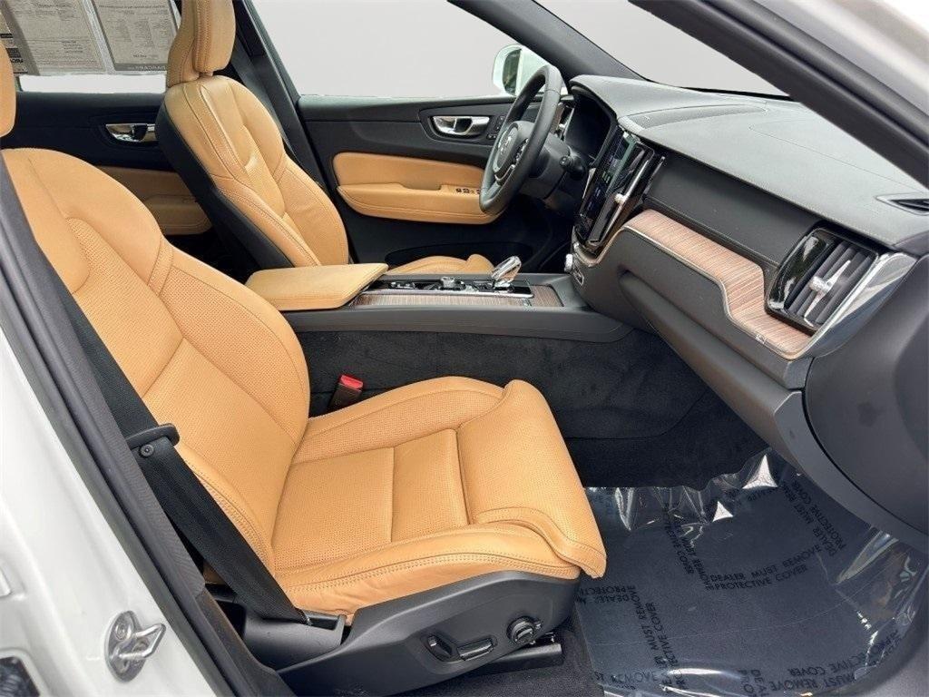 used 2023 Volvo XC60 Recharge Plug-In Hybrid car, priced at $45,980