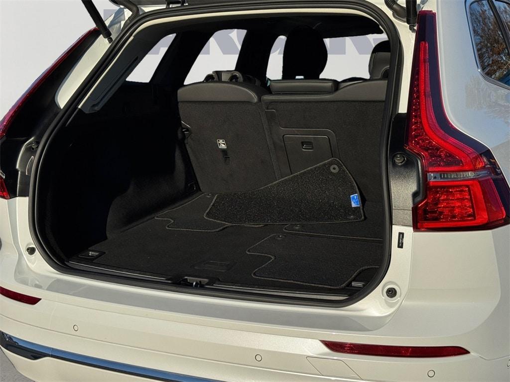 used 2023 Volvo XC60 car, priced at $34,980
