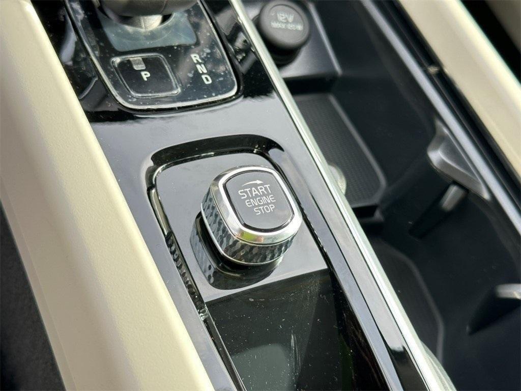 new 2025 Volvo XC60 Plug-In Hybrid car, priced at $59,445