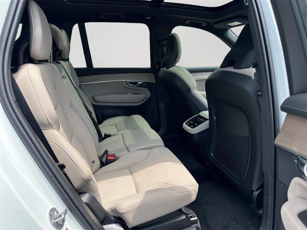new 2026 Volvo XC90 car, priced at $69,721