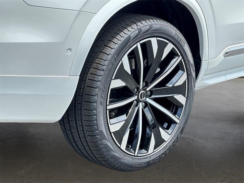 new 2026 Volvo XC90 car, priced at $69,721