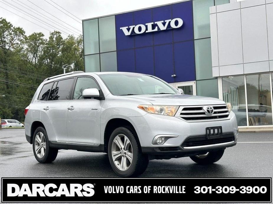 used 2011 Toyota Highlander car, priced at $12,995