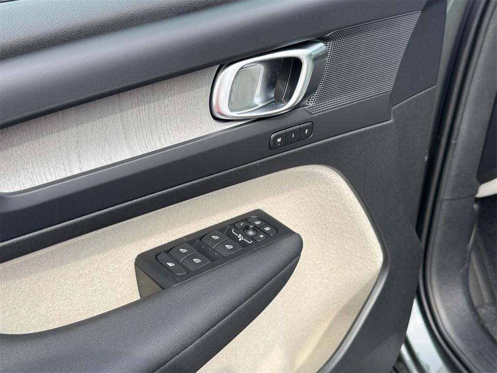 new 2026 Volvo XC40 car, priced at $50,620