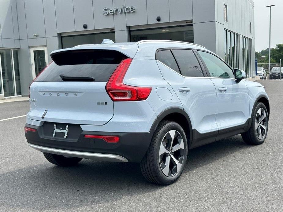 new 2025 Volvo XC40 car, priced at $47,345