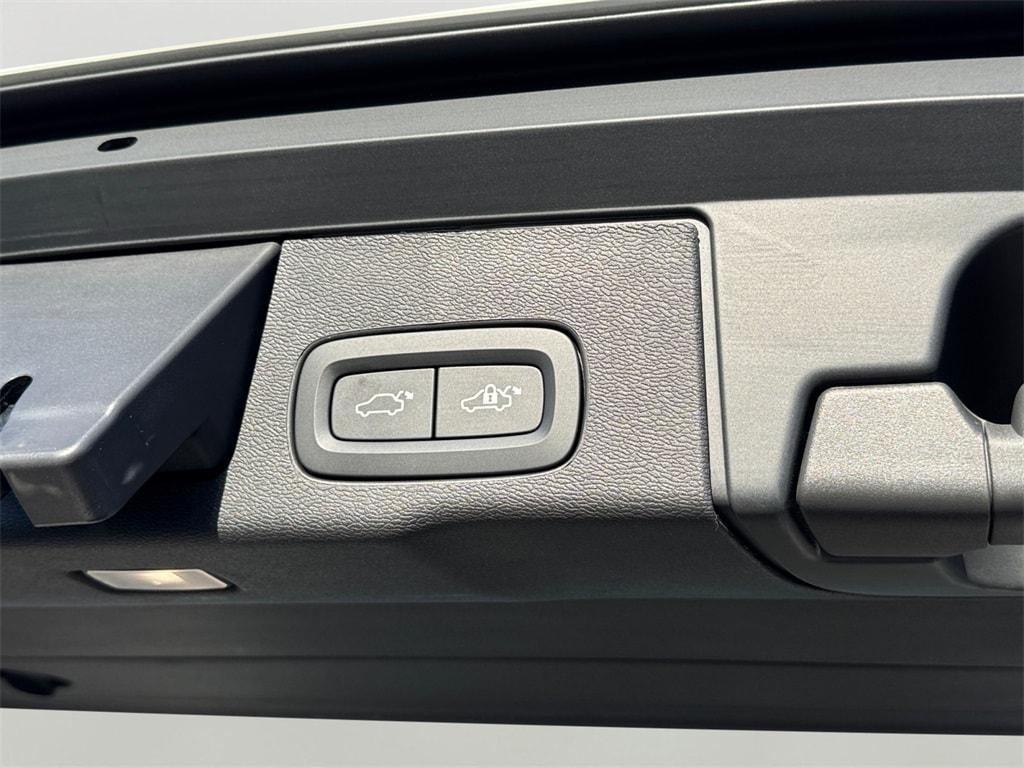 used 2025 Volvo XC60 Plug-In Hybrid car, priced at $61,980