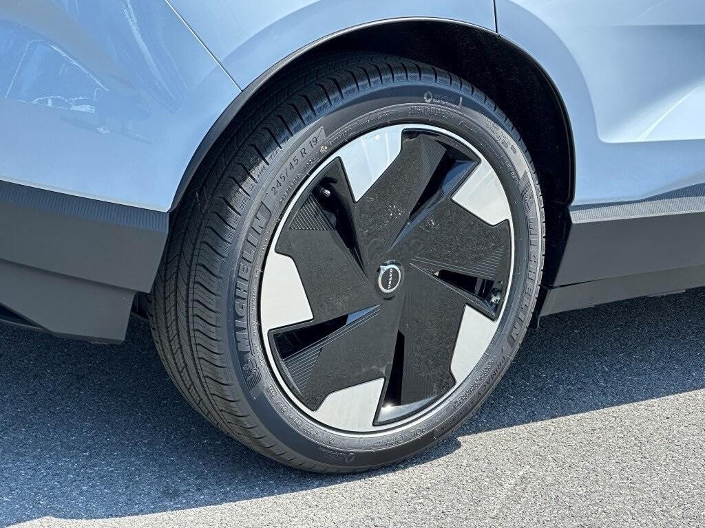 new 2025 Volvo EX30 car, priced at $45,895