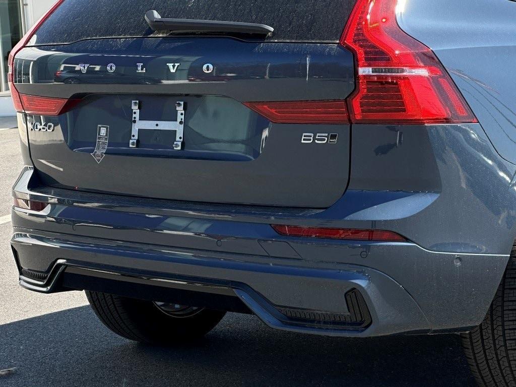 new 2024 Volvo XC60 car, priced at $52,730