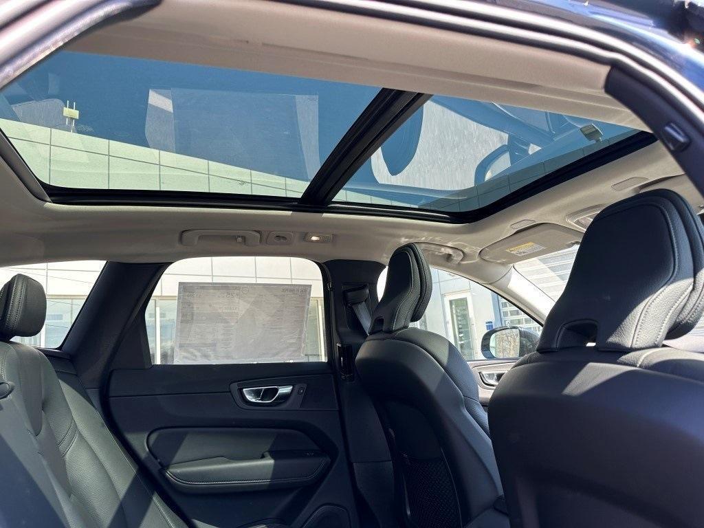 new 2024 Volvo XC60 car, priced at $52,730