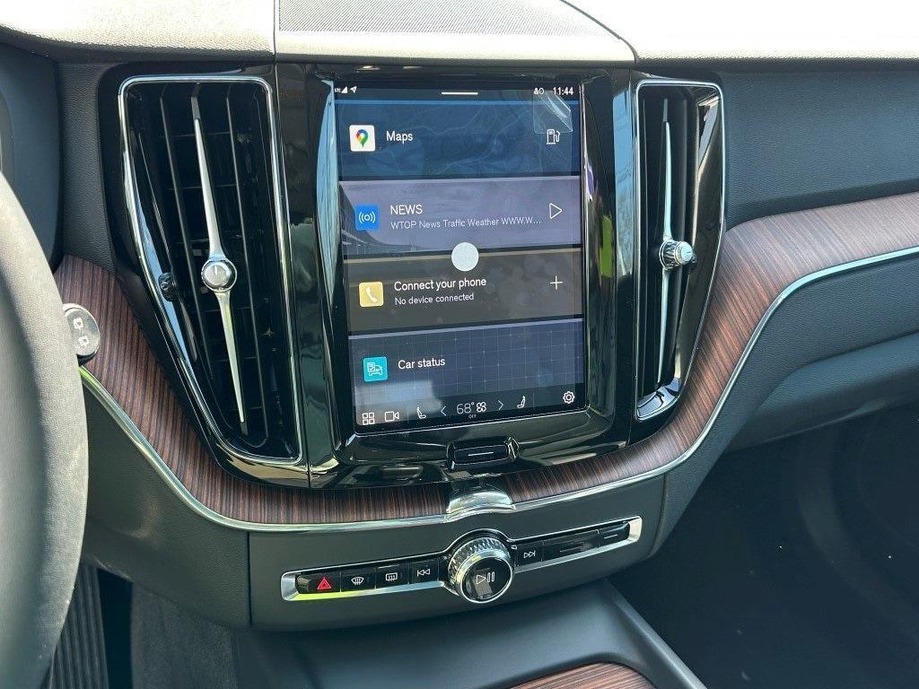 new 2024 Volvo XC60 car, priced at $52,730