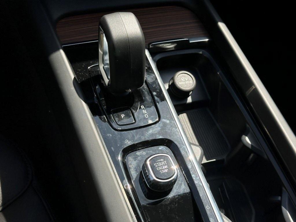 new 2024 Volvo XC60 car, priced at $52,730