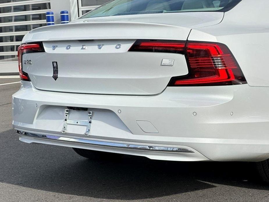 new 2024 Volvo S90 Recharge Plug-In Hybrid car, priced at $75,195