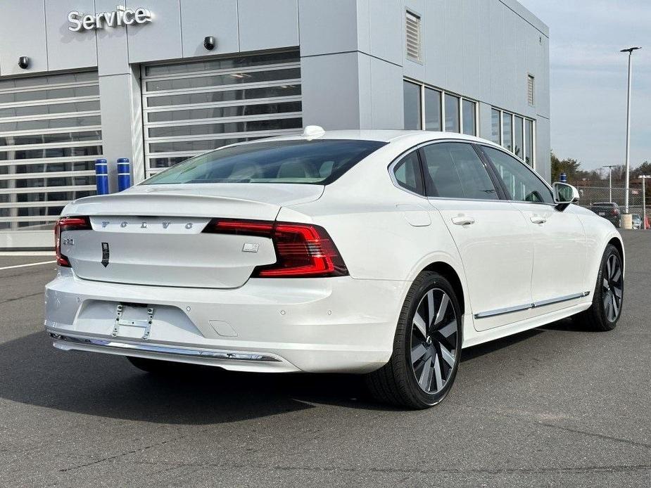 new 2024 Volvo S90 Recharge Plug-In Hybrid car, priced at $75,195