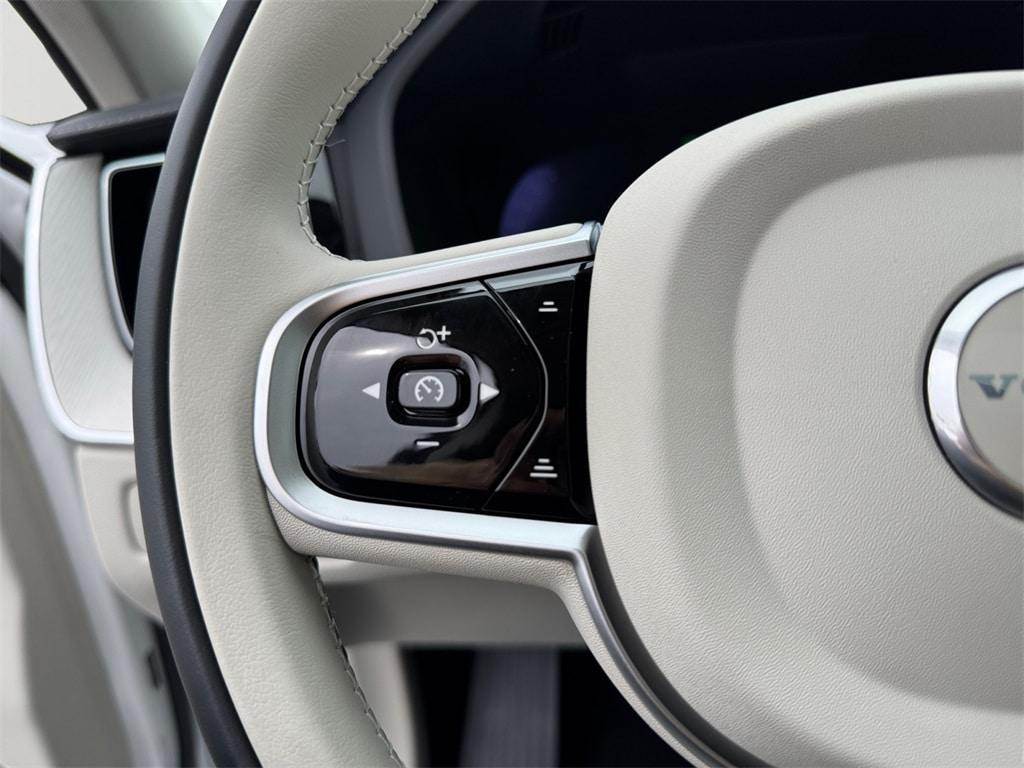 new 2026 Volvo XC60 Plug-In Hybrid car, priced at $73,595