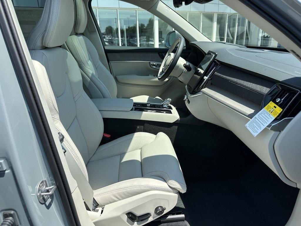 new 2026 Volvo XC90 car, priced at $76,945