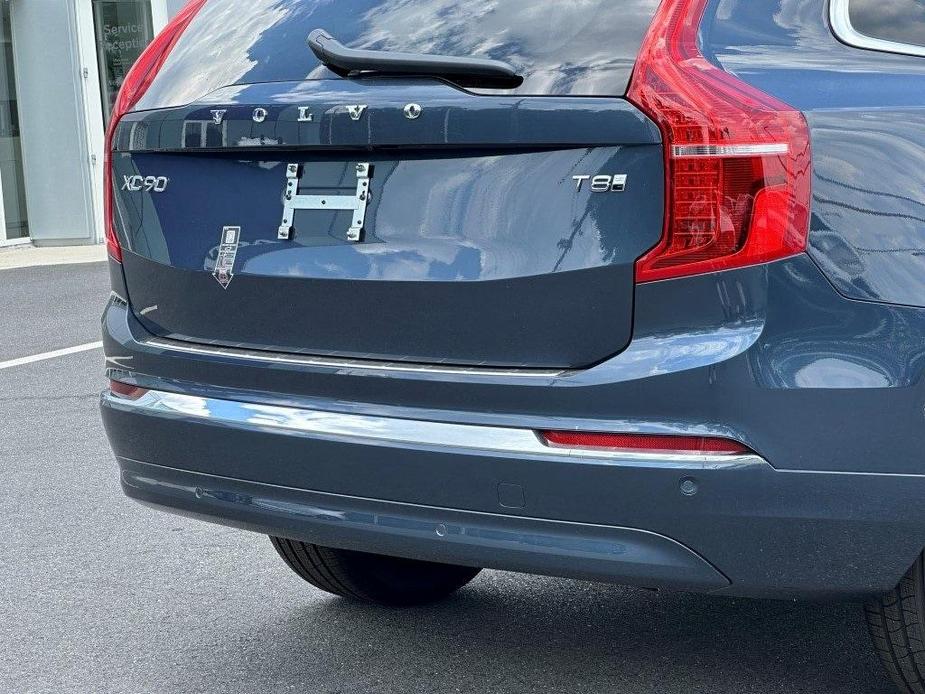 new 2025 Volvo XC90 Plug-In Hybrid car, priced at $72,753