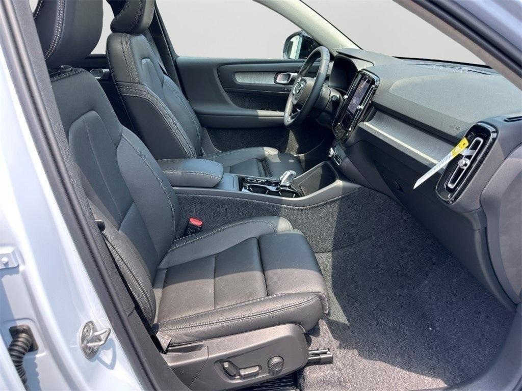 new 2026 Volvo XC40 car, priced at $50,150
