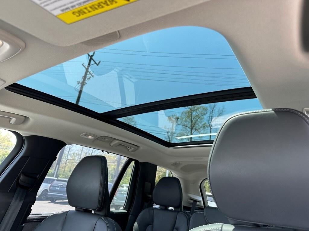 used 2023 Volvo XC90 Recharge Plug-In Hybrid car, priced at $62,980