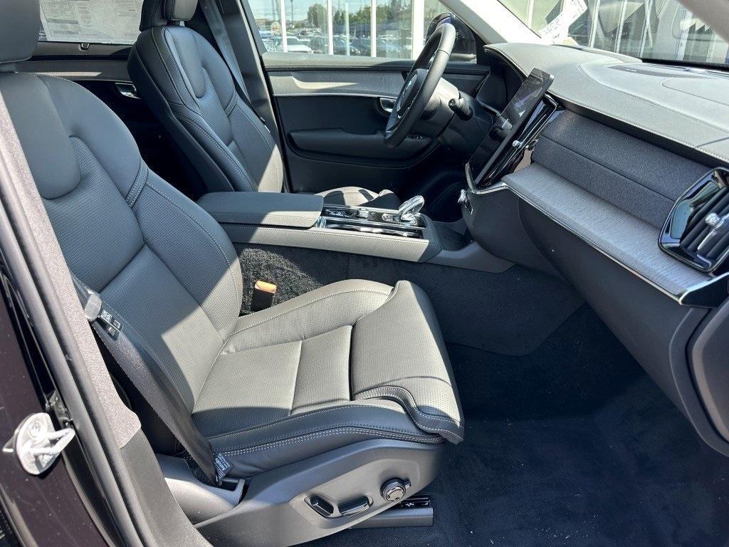 new 2025 Volvo XC90 car, priced at $72,755