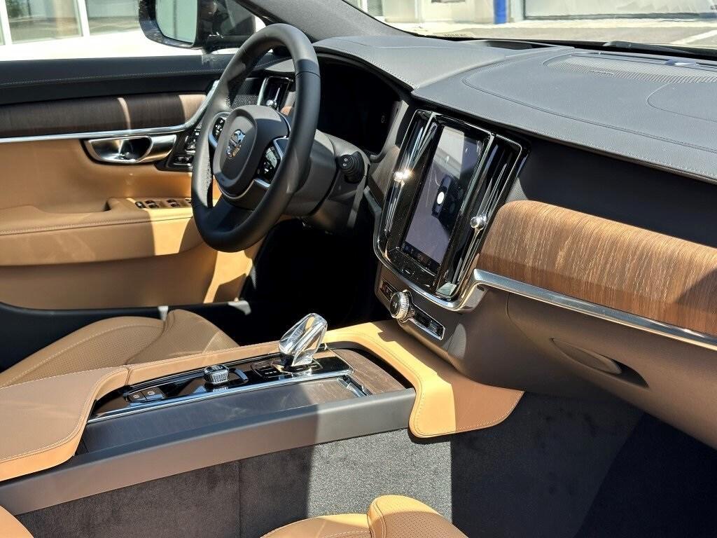 new 2025 Volvo V90 Cross Country car, priced at $68,145