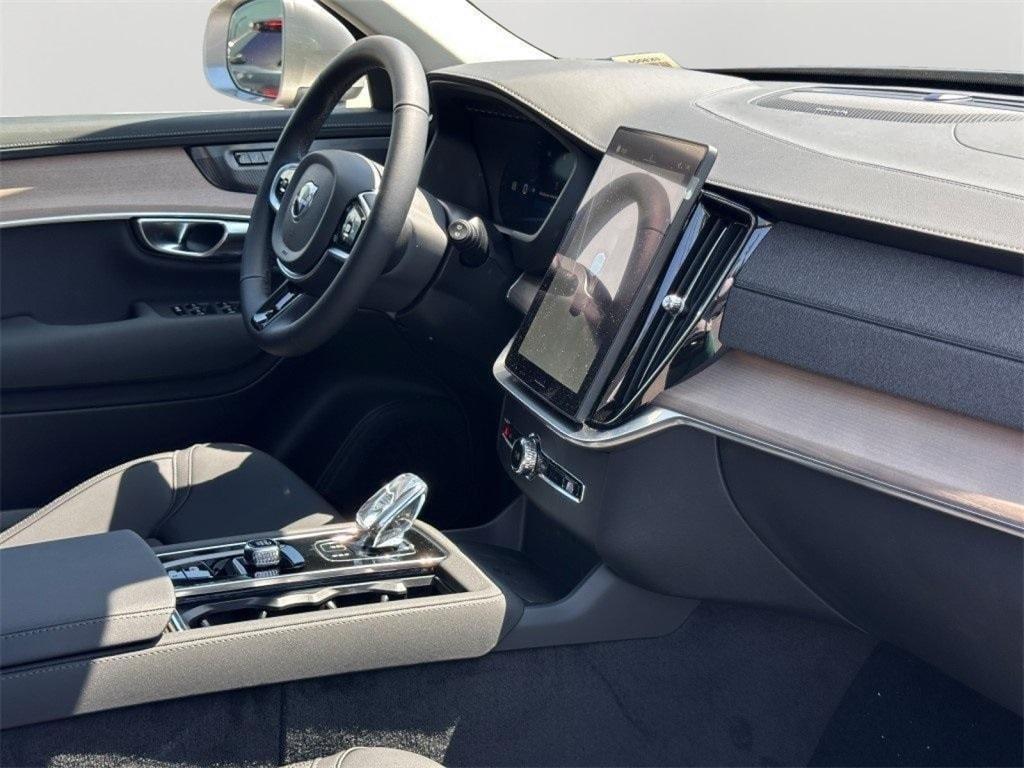 new 2026 Volvo XC90 car, priced at $66,121