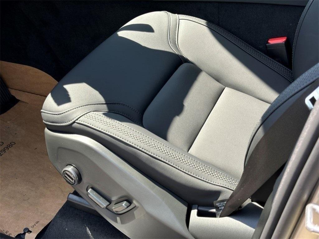 new 2026 Volvo XC90 car, priced at $66,121