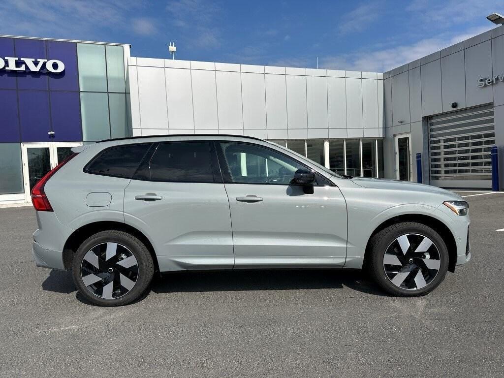 new 2025 Volvo XC60 Plug-In Hybrid car, priced at $65,445