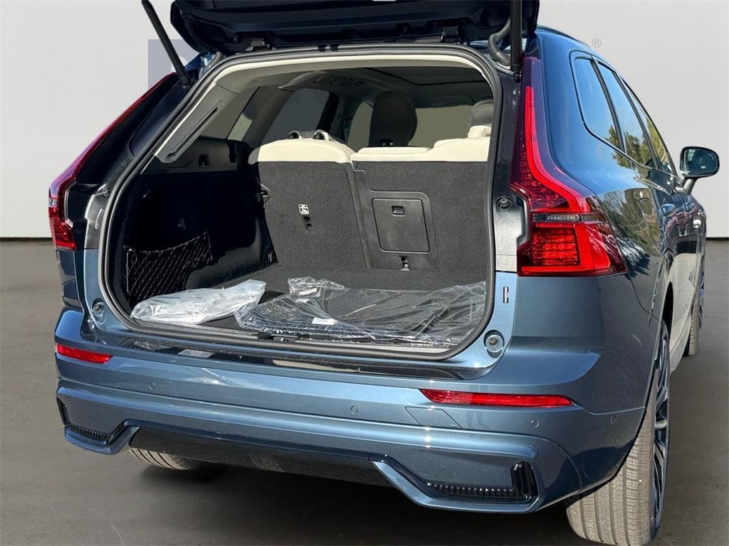 new 2026 Volvo XC60 car, priced at $63,095