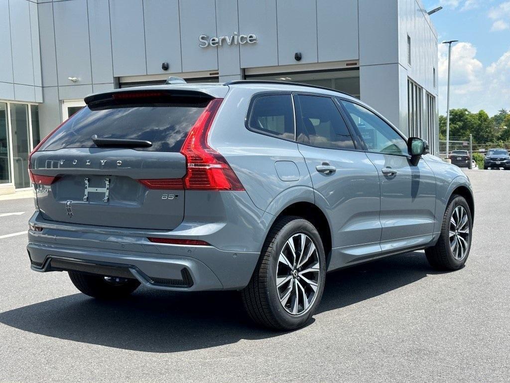 new 2024 Volvo XC60 car, priced at $49,995