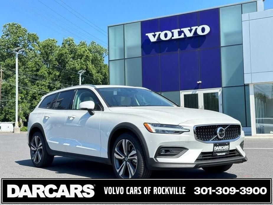 new 2024 Volvo V60 Cross Country car, priced at $54,935