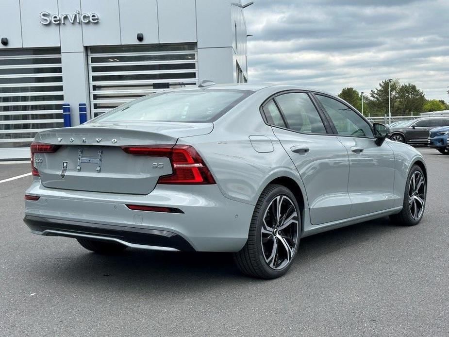 new 2024 Volvo S60 car, priced at $48,945