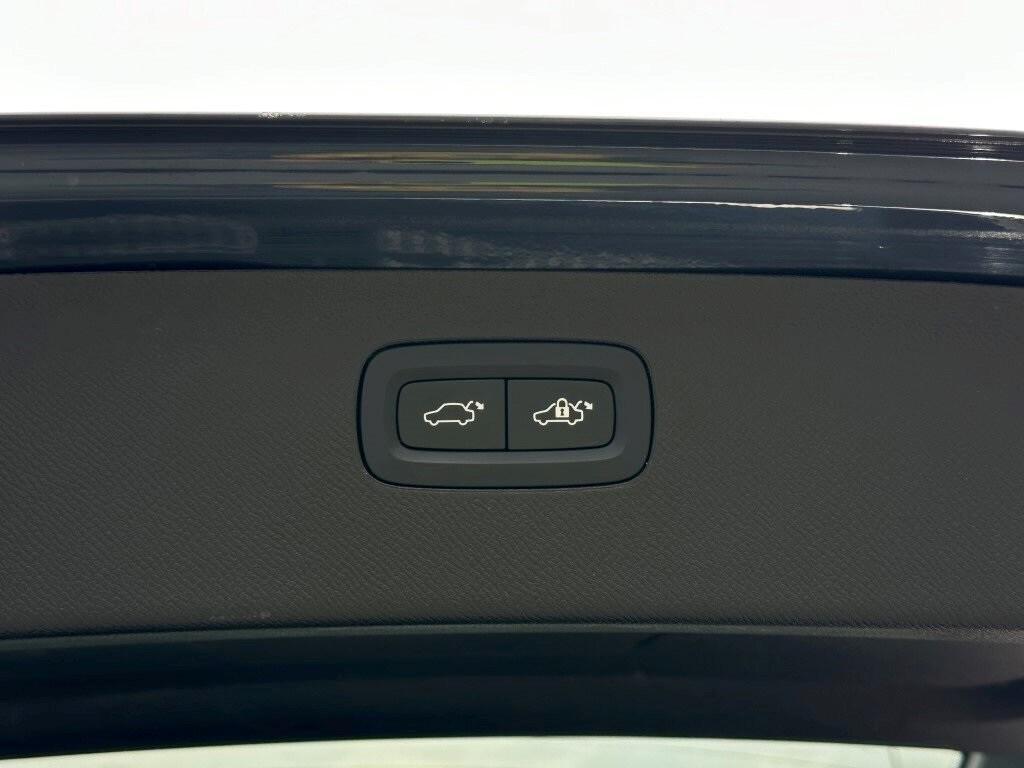 used 2023 Volvo XC90 Recharge Plug-In Hybrid car, priced at $60,980