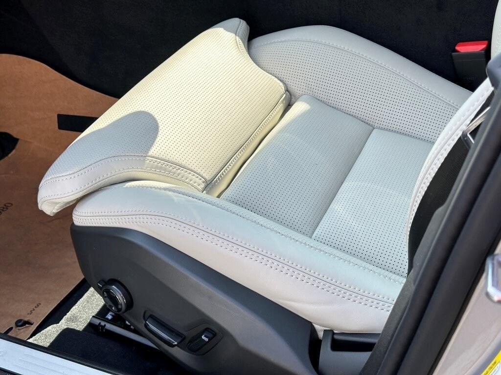new 2025 Volvo V60 Cross Country car, priced at $58,555