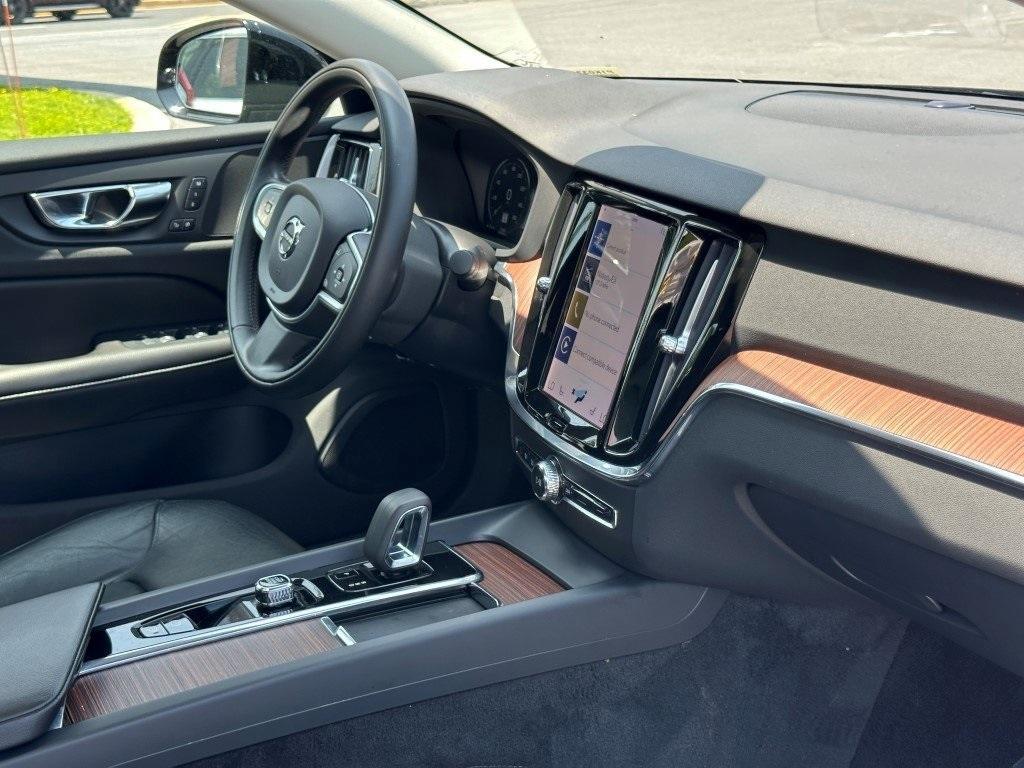 used 2022 Volvo S60 car, priced at $29,980