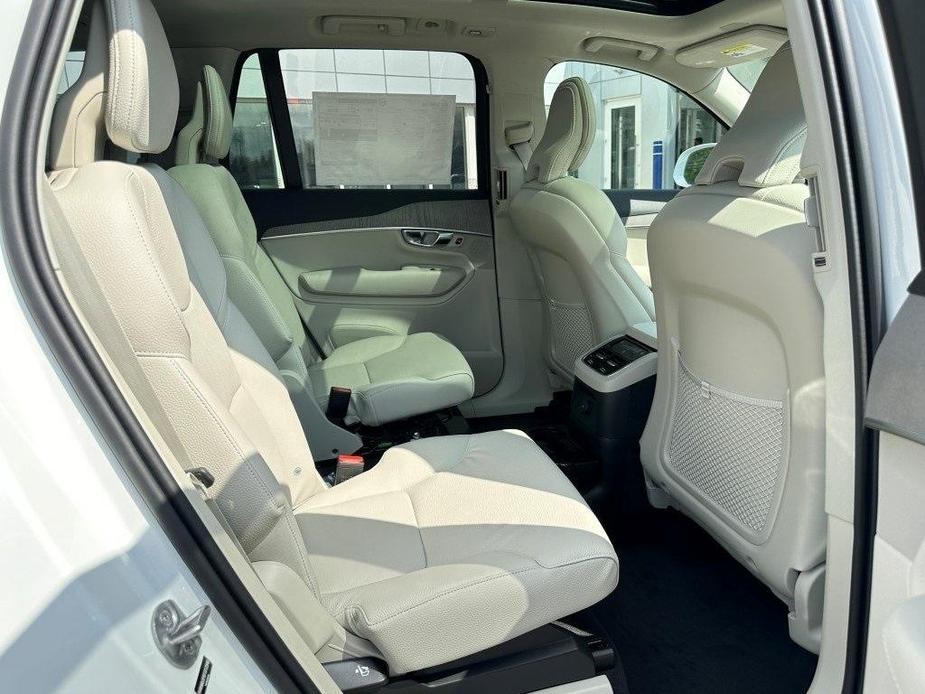 new 2025 Volvo XC90 car, priced at $78,065