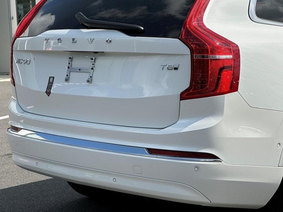 new 2025 Volvo XC90 car, priced at $81,890