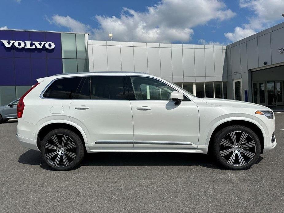 new 2025 Volvo XC90 car, priced at $81,890