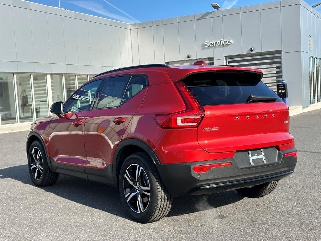 used 2023 Volvo XC40 car, priced at $35,580