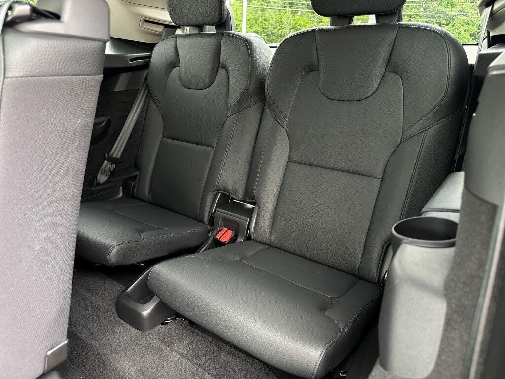 used 2023 Volvo XC90 car, priced at $46,980